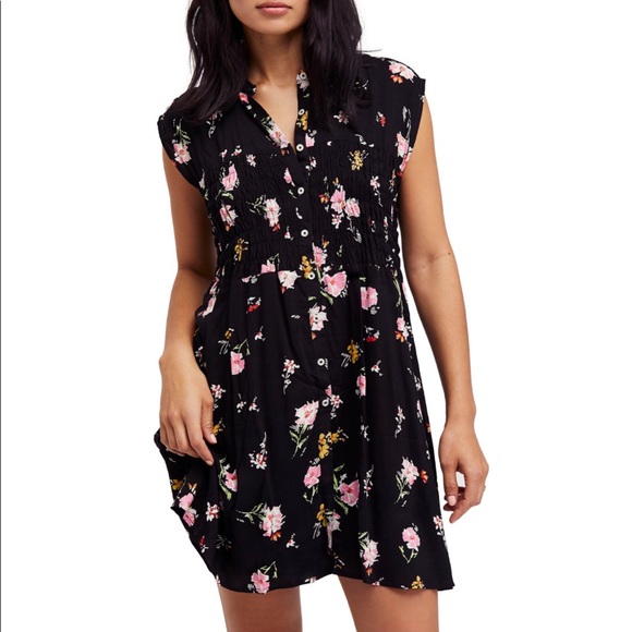 Free People Dresses & Skirts - NWT Free People Greatest Day Smocked Dress XS